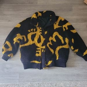 Black and Yellow Pattern Thick Lined Sweater Jacket
